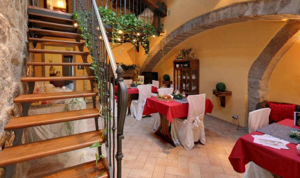 Medieval House Витербо Экстерьер фото