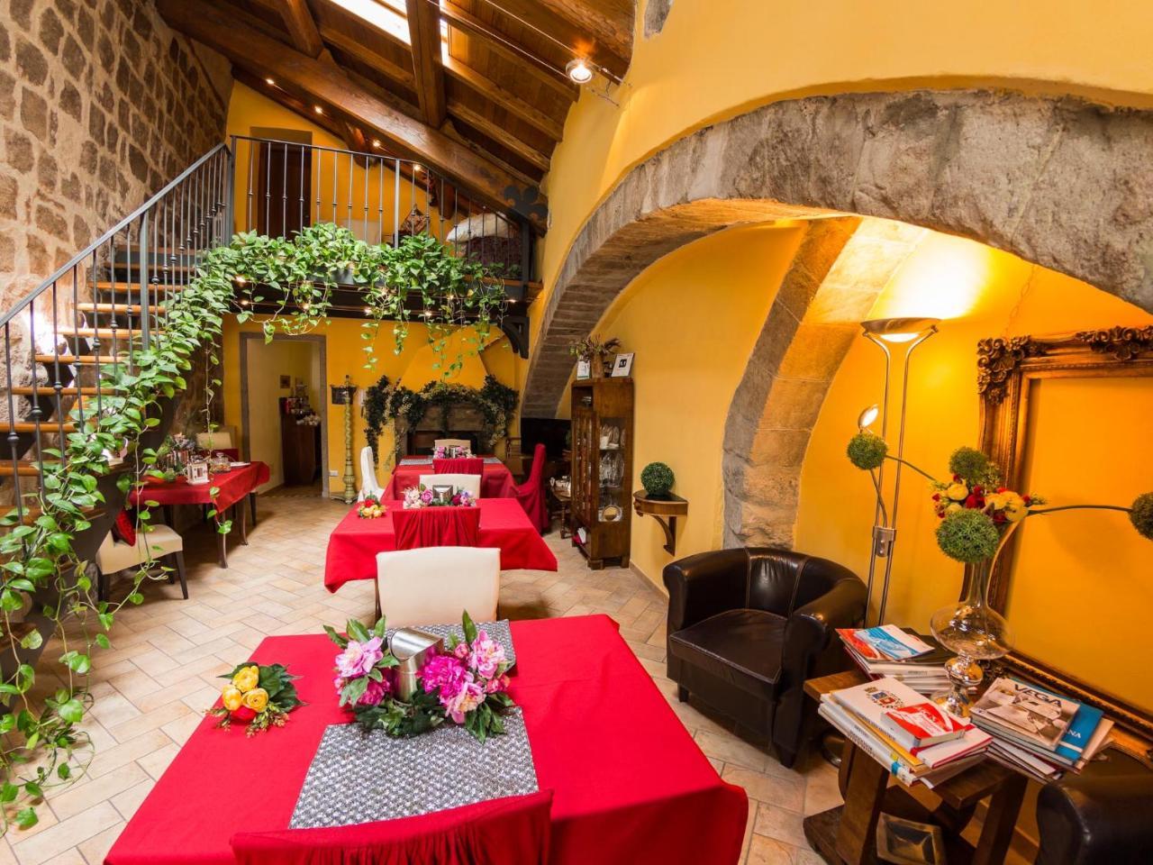 Medieval House Витербо Экстерьер фото